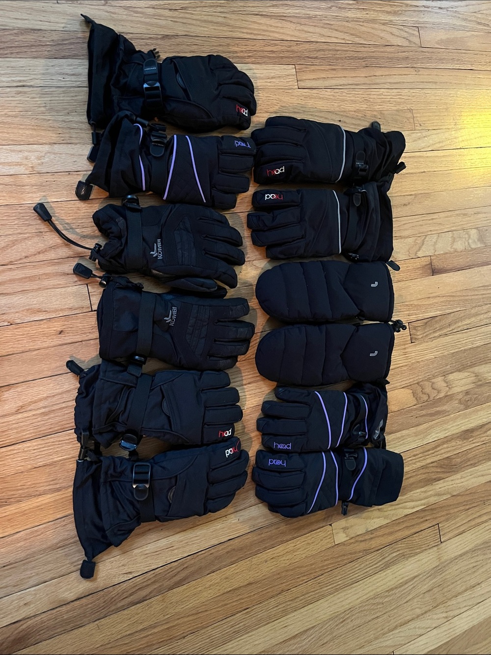 Lot of Six pairs of kids size large gloves/mittens